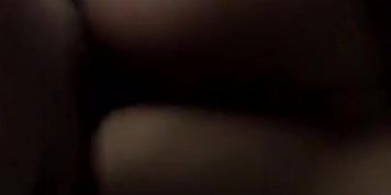 Jebolin memek Neng Mia lewat belakang (Mathangi Arulpragasam)