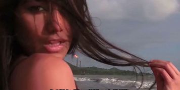 Sexy Poonam Pandey on Beach (Sunny Leone)
