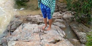 Outdoor Sex with Stepsister near Flowing River ??? ?? ?????