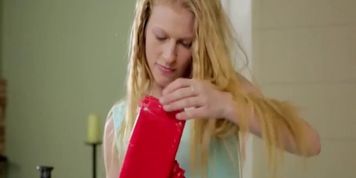 avril hall solo