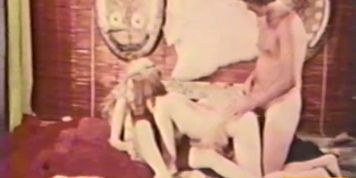 Peepshow Loops 300 1970's - Scene 2