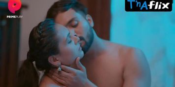 Rani Pari Sexy Scene  in Dosti