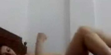 arabian woman dances and shows pussy (Erika Vuitton)