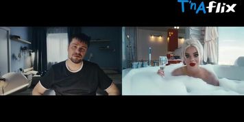 Ekaterina Shkuro Butt Scene  in Zona Komforta