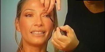 Catherine Fulop Sexy Scene  in Divas En Exceso