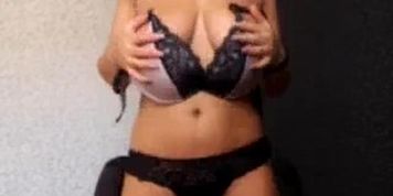 Curvy Webcam Girl With Big Boobs