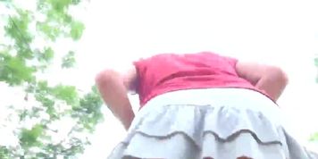 no panty upskirt