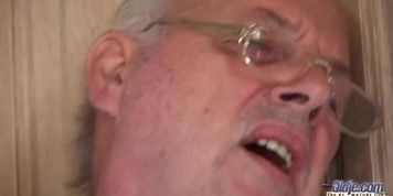 Kitchen maid