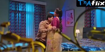 Tejaswini Prabhakar Gowda Sexy Scene  in Len Den