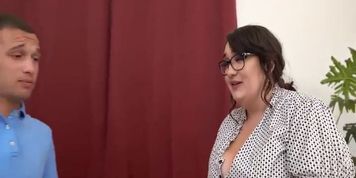 Curvy Boss Wants The Dick (Curvy Quinn)