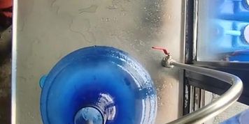 I Refill Our Costumers Gallons Of Water Day 3 (Rae Lil Black)