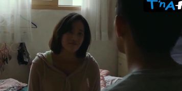 Jeon Jong-seo Breasts Scene  in Burning