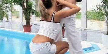 Daria Glower poolside