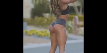 Every Time Sommer Ray has Jiggled her Ass on the Internet