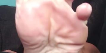 Sniff my big milf feet ! (Mikayla Miles)