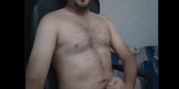 Desi Indian hairy daddy tongue fucks and cums for catfish fake girl on Omegle webcam 