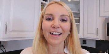 My naughtyy MILF stepmother paid with her pussy for me (Aaliyah Love)