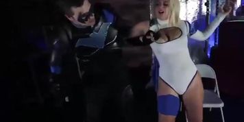 broken superheroine