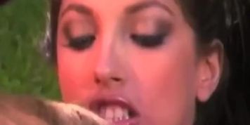 2 Hot Babes Fucking Outdoors (Jenna Haze)