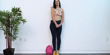 Violet Riding Dick Well Touching Bud (Violette Pure)