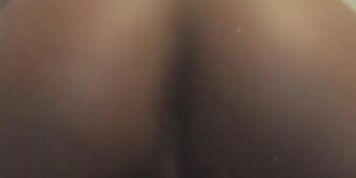 DL Teen Shakes His Phat Booty