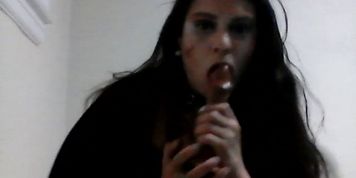Sexy Cute Ginger Paris Moving Her Body