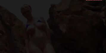 Dancing on the rocks