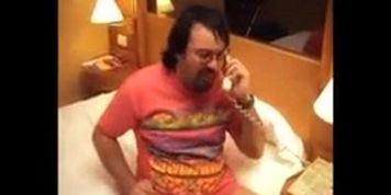 MIDGET FUCKS AND SUCKS LIKE A PORN STAR