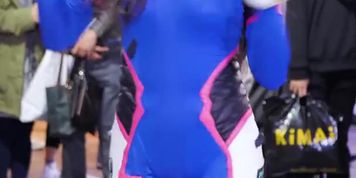 Overwatch dance busking