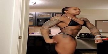 Power Pussy *onlyfans. com/tifftuffstuff* (Tania Amazon)
