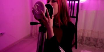 Moona Nun - Ear Licking