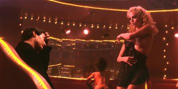 Elizabeth Berkley - Lap Dance!