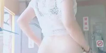 Hot Asian Women Dancing