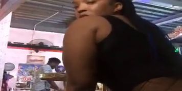 twerk ass woow