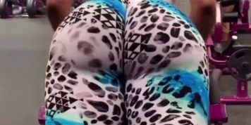 Yummy thick ass Ebony walking in public with yoga pants Try not to get rough