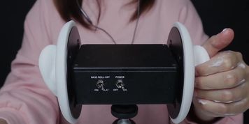 ASMR Snow Lotion Ear Massage