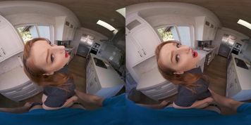 Redhead Housewife VR