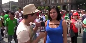 Latin dancer and TV host strip in public square