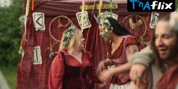 Lydia West Lesbian Scene  in Big Mood