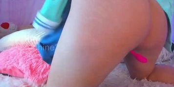 Seraphine Twerkin On A Dildo 4