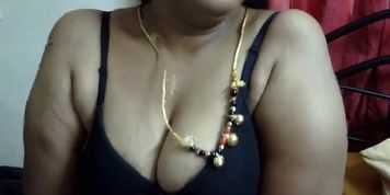 Tamil Mature Aunty