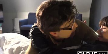 NEW OLD YOUNG Innocent Teen fucked in her mouth and pussy by old man (Hot young teen)