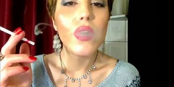 TWISTED_GODESS - Red Lipstick & 120's smoking fetish tease