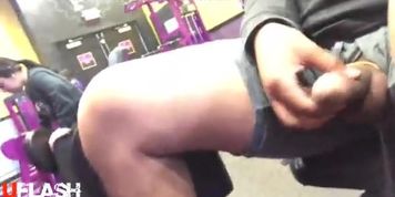 Flashing Cock Gym