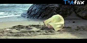 Faye Dunaway Butt Scene  in The Arrangement