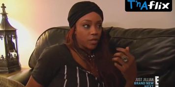 Paige (Wwe) Sexy Scene  in Total Divas