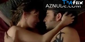 Marta Etura Sexy Scene  in Siete Minutos