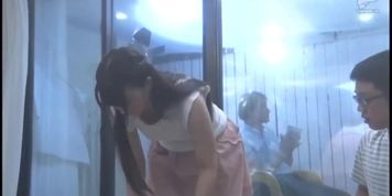 Gmeshow: Magic mirror - brother and sis 02