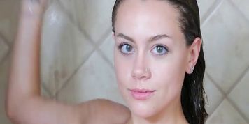 Sweet 19yo brunette teen takes sexy Shower in 4K