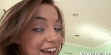 beautiful teen doggystyle (La Tina)